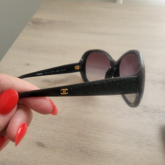 Chanel Sunglasses 5165 - Picture 6 of 7